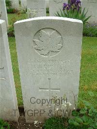 Etaples Military Cemetery - Hunter, J H